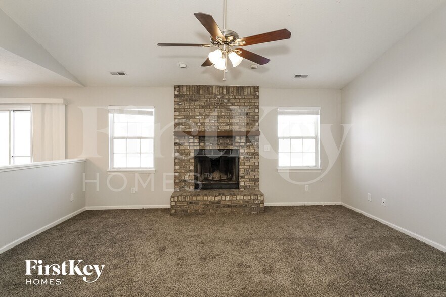 Building Photo - 11824 Shannon Pointe Rd