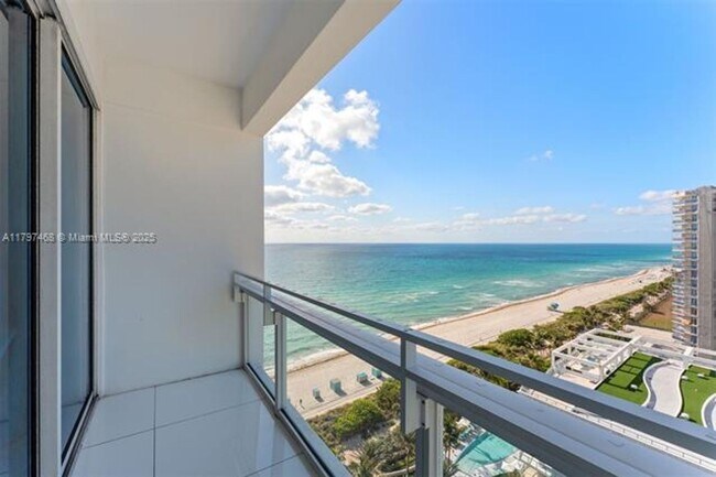 Building Photo - 6801 Collins Ave