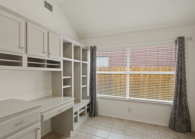 Building Photo - Charming 3-Bedroom Home with 2 Full Baths in Cibolo, TX