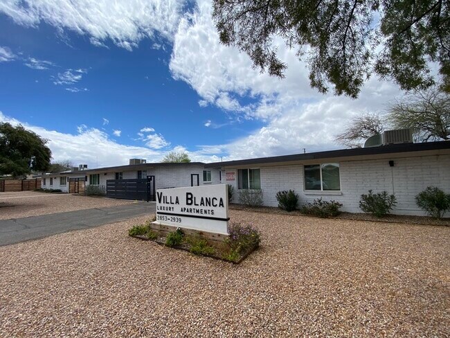 Building Photo - Modern living in this completely remodeled...