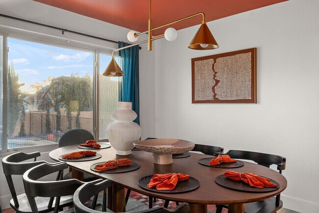 Building Photo - 7157 W Windrose Dr