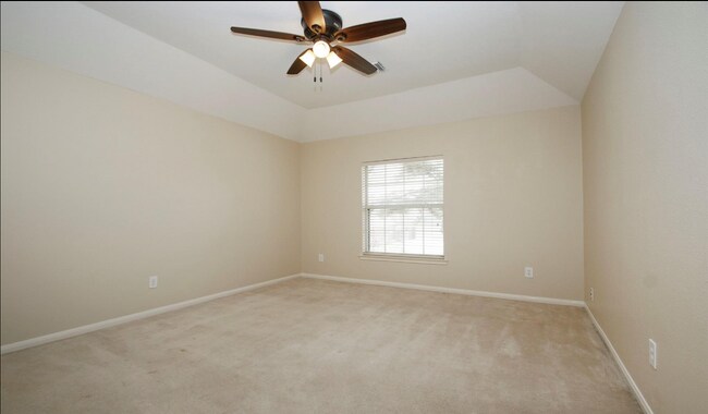 Building Photo - 15710 Cascading Brook Way