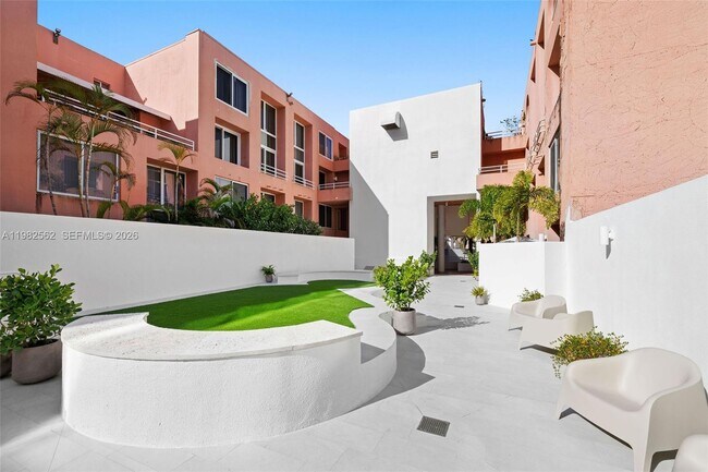 Building Photo - 2801 Florida Ave