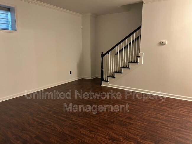 Building Photo - 6214 Carrrage Gate Ln