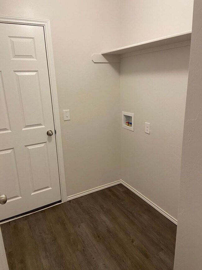 Building Photo - Available Now | Charming 3-Bedroom, 2-Bath Home in Tuttle
