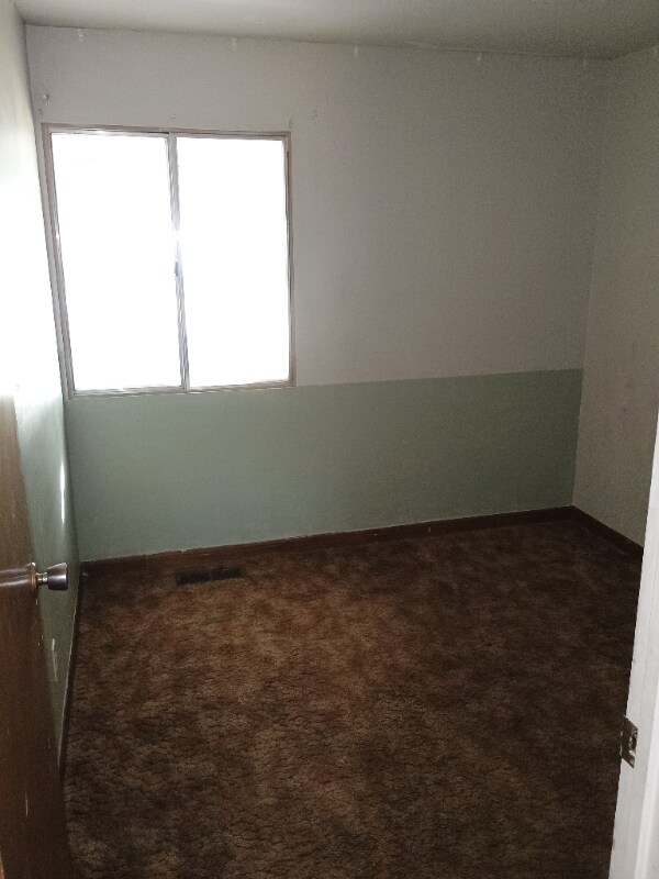 Building Photo - 35 Cedar Ridge Dr