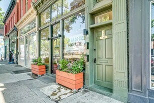 Building Photo - 416 W Broad St