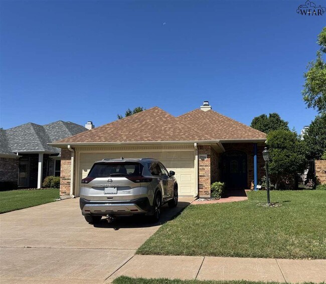 Primary Photo - 2916 Radney Ln