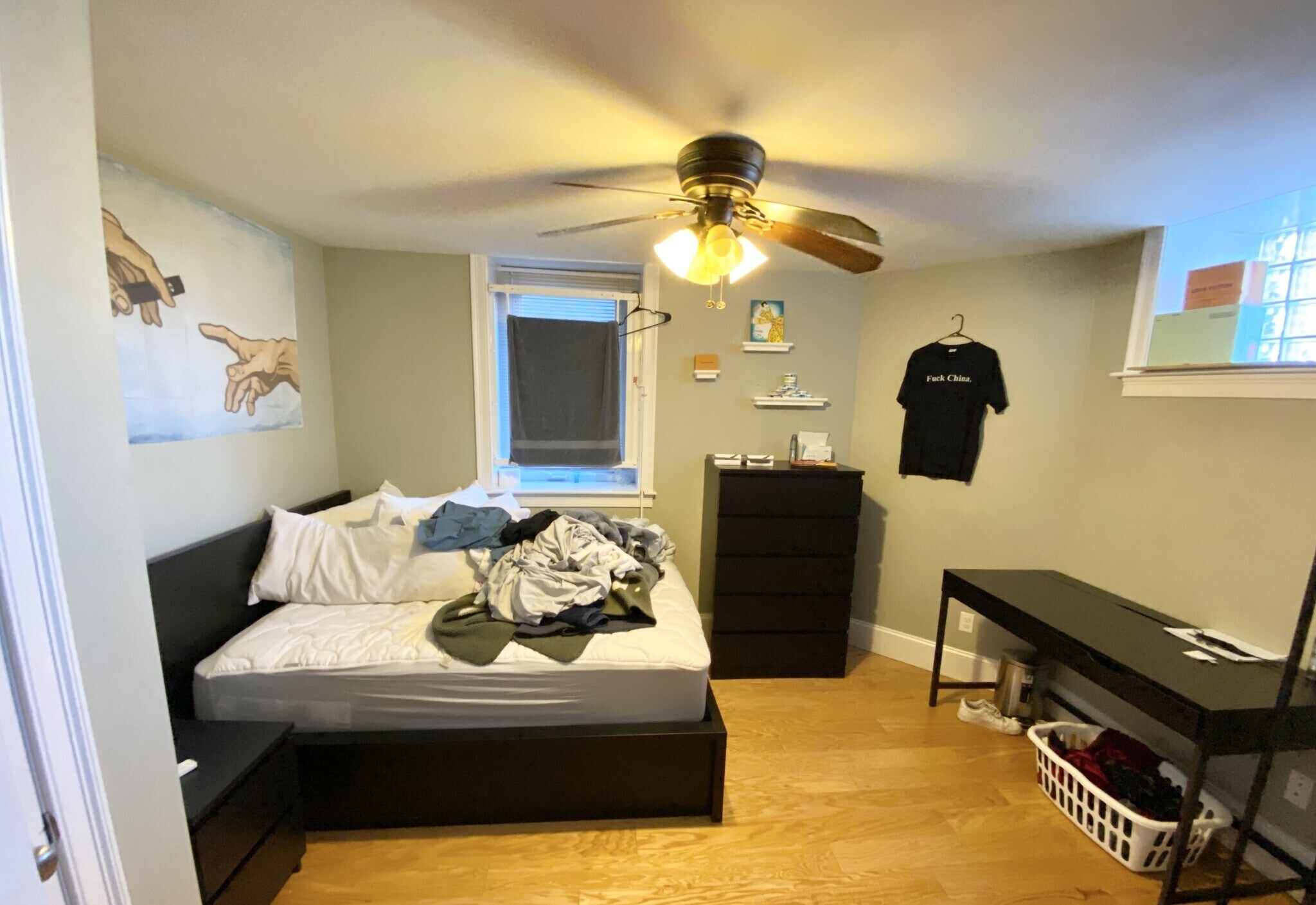 Building Photo - 178 Hillside St