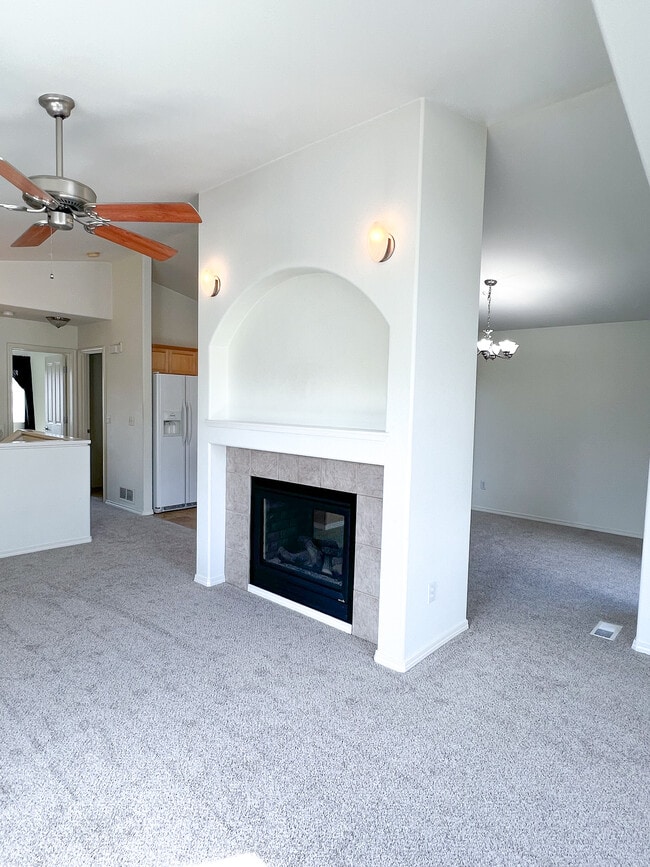 Building Photo - 6614 Whisperwood Park Dr