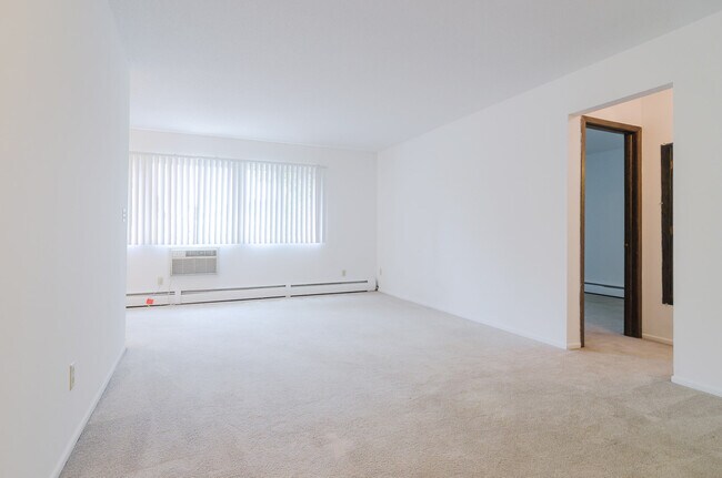 Interior Photo - 3452 Emerson Ave S.