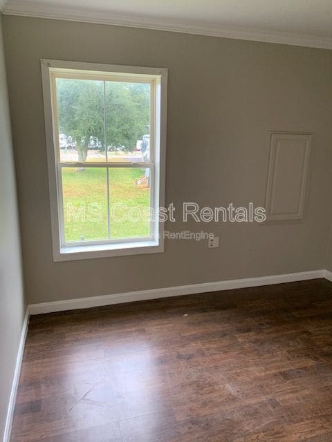 Building Photo - 8400 W Oaklawn Rd