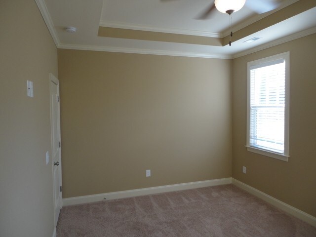 Building Photo - 166 Sequoia Dr