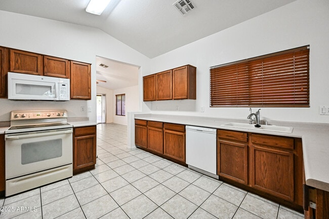 Building Photo - 8666 W Mauro Ln