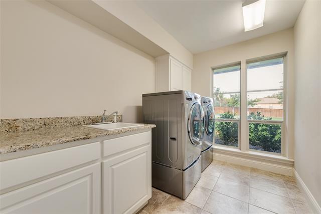 Building Photo - 14077 Brookridge Dr