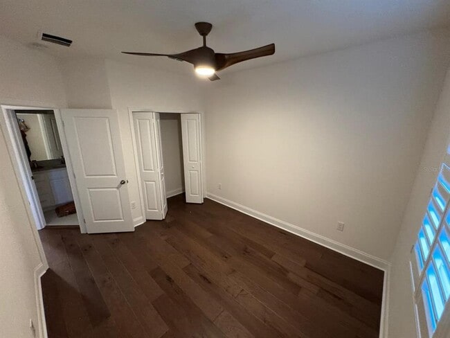 Building Photo - 16001 Grafton Wy