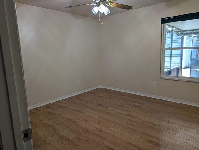 Building Photo - 3/2 Home in Mile Run