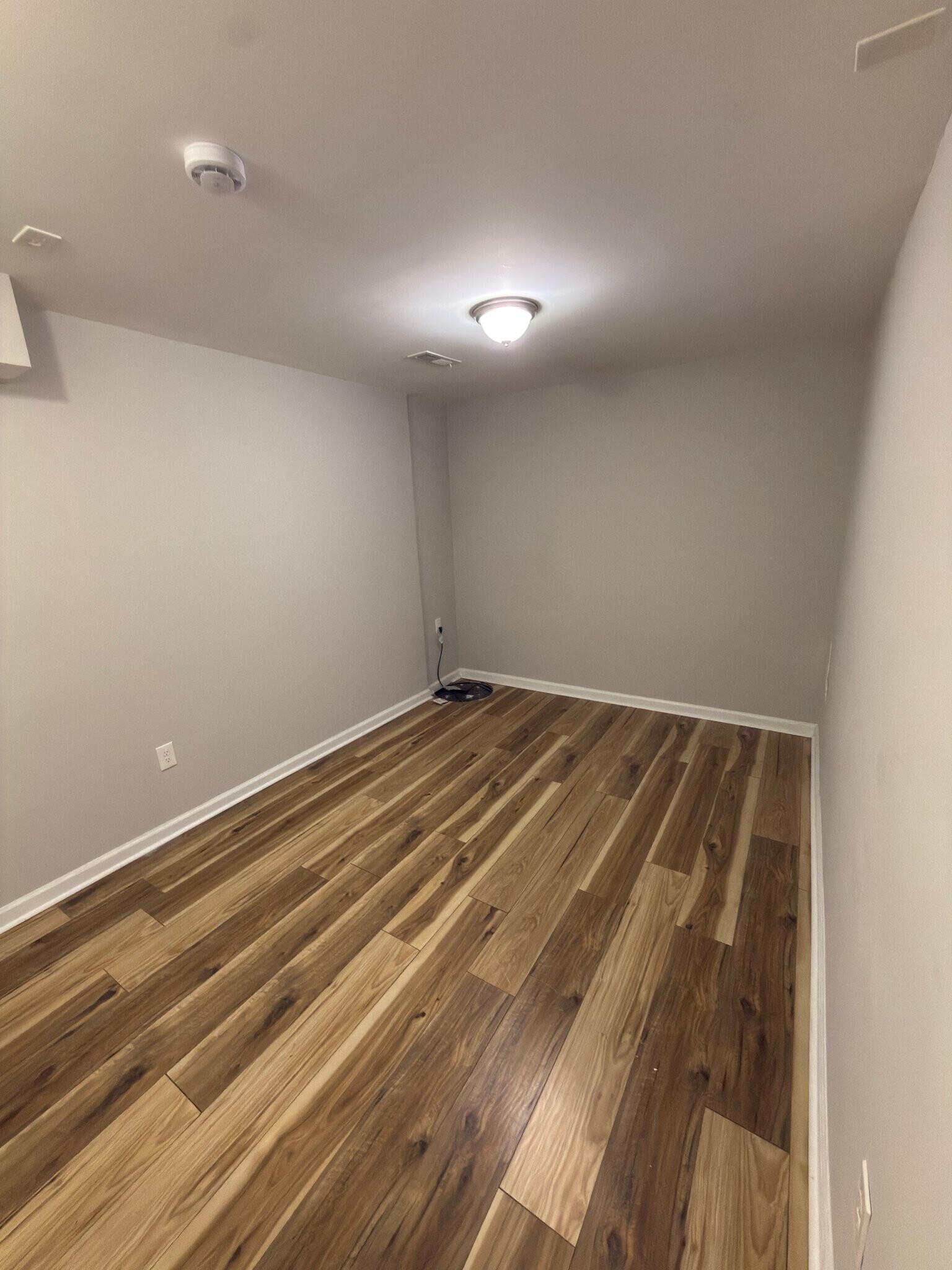 Building Photo - 16707 Chowning Ct