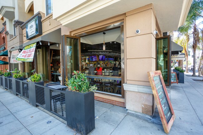 Building Photo - 2400 Fifth Ave