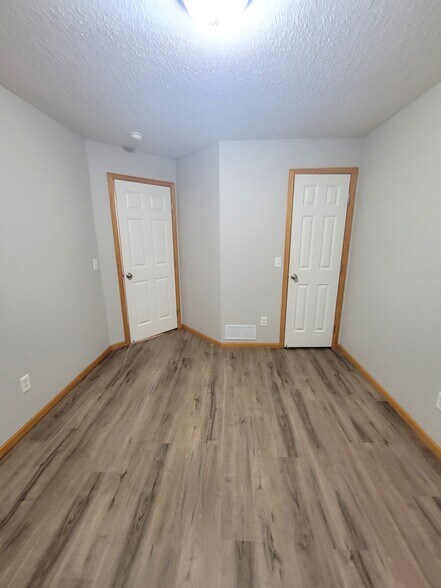 Building Photo - 3553 Sterling Heights Dr