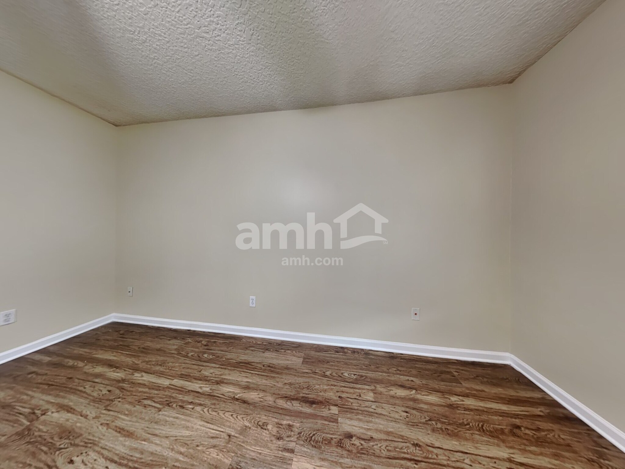 Building Photo - 3623 Silver Bluff Blvd