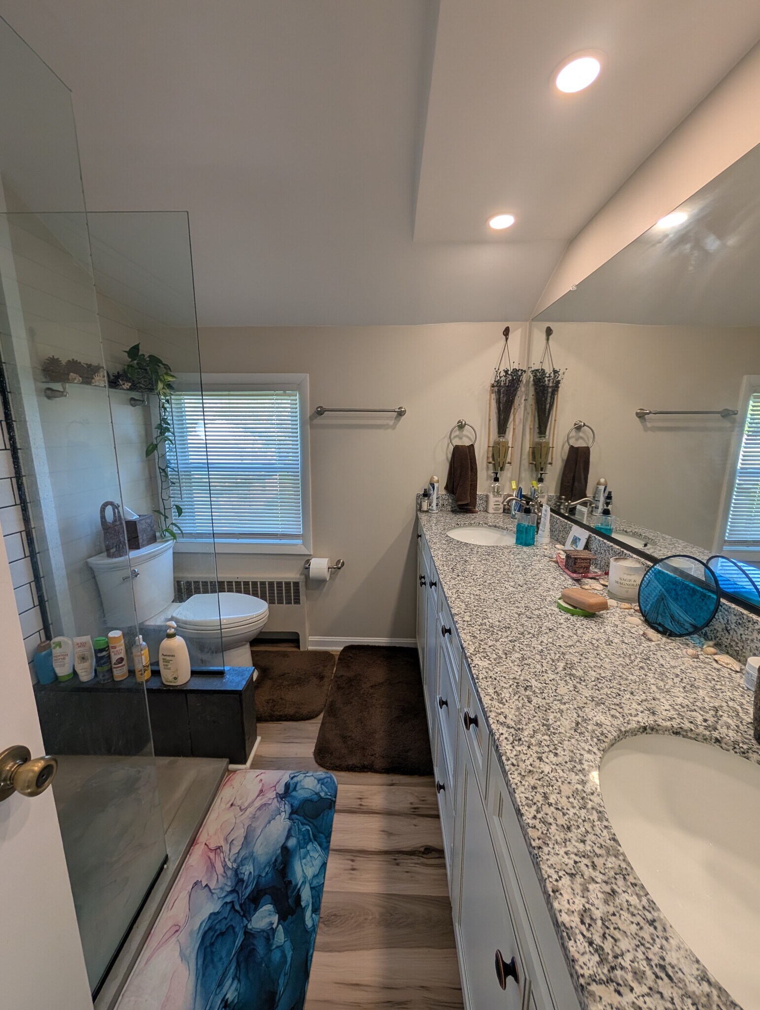 Building Photo - 633 Red Patch Ave