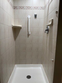 Building Photo - 200 N Addison Ave