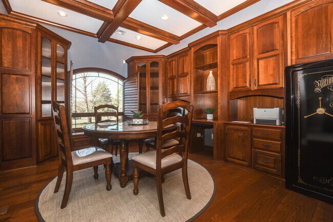 Building Photo - 21685 Merion Ct