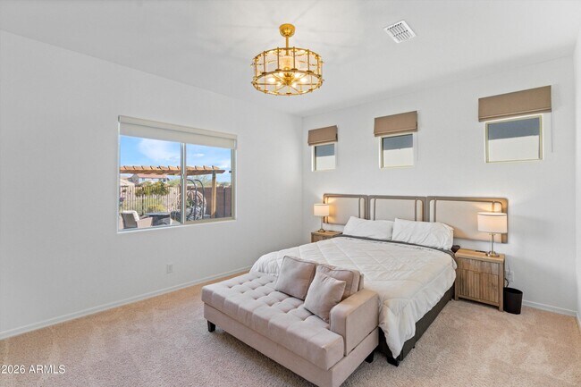 Building Photo - 10812 E Tesla Ave