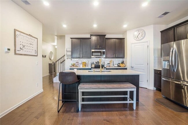 Building Photo - 5526 Donerail St