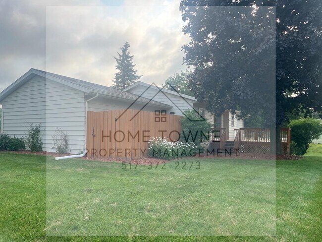 Building Photo - 1727 Kinawa Dr