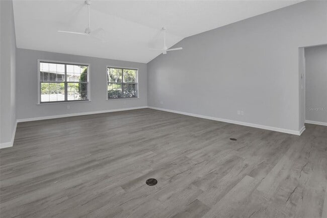 Building Photo - 2410 S Glen Eagles Dr