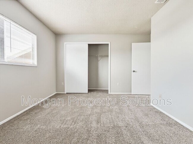 Building Photo - 1017 Whalebone Bay Dr