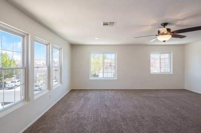 Building Photo - 8708 W Majestic Pine Ave