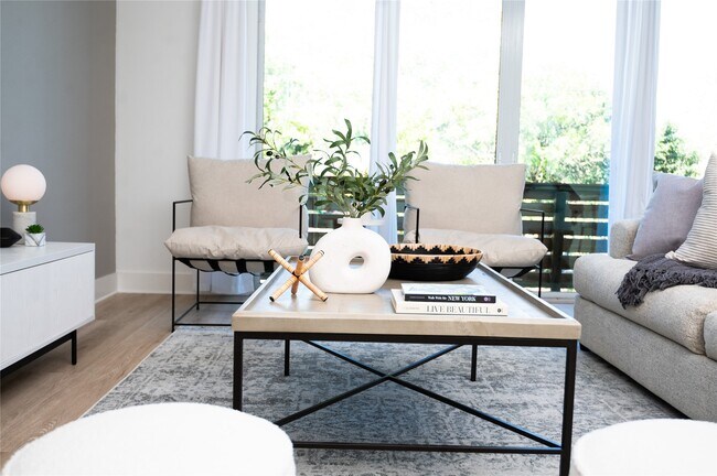 Building Photo - 3486 Luca St