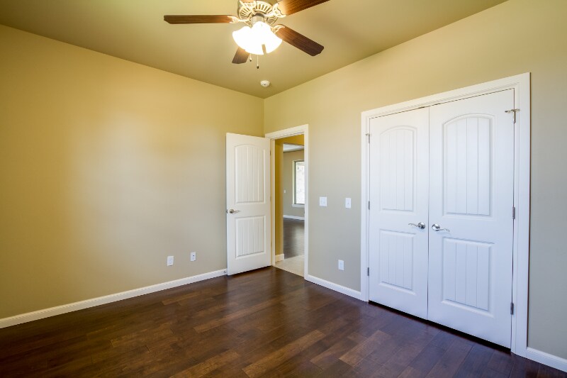 Building Photo - 2701 Hermoso Cir