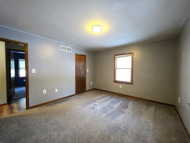 Building Photo - 29325 W Line Rd