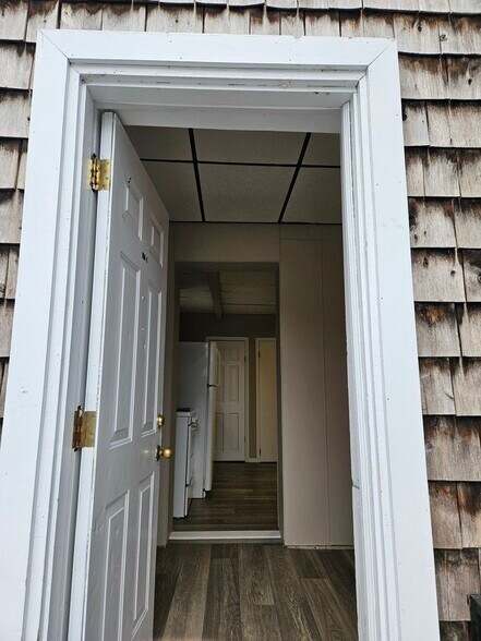 Building Photo - 308 Campbell St