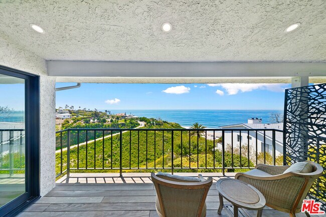 Building Photo - 6817 Seawatch Ln