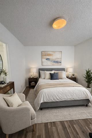 Building Photo - 9813 Walnut St