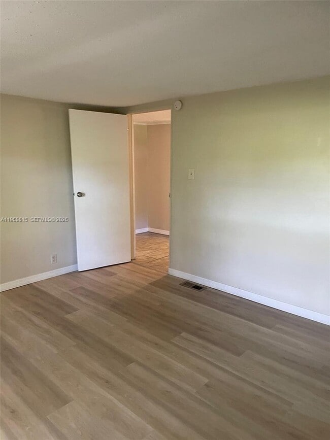 Building Photo - 8638 Gibson Oaks Dr