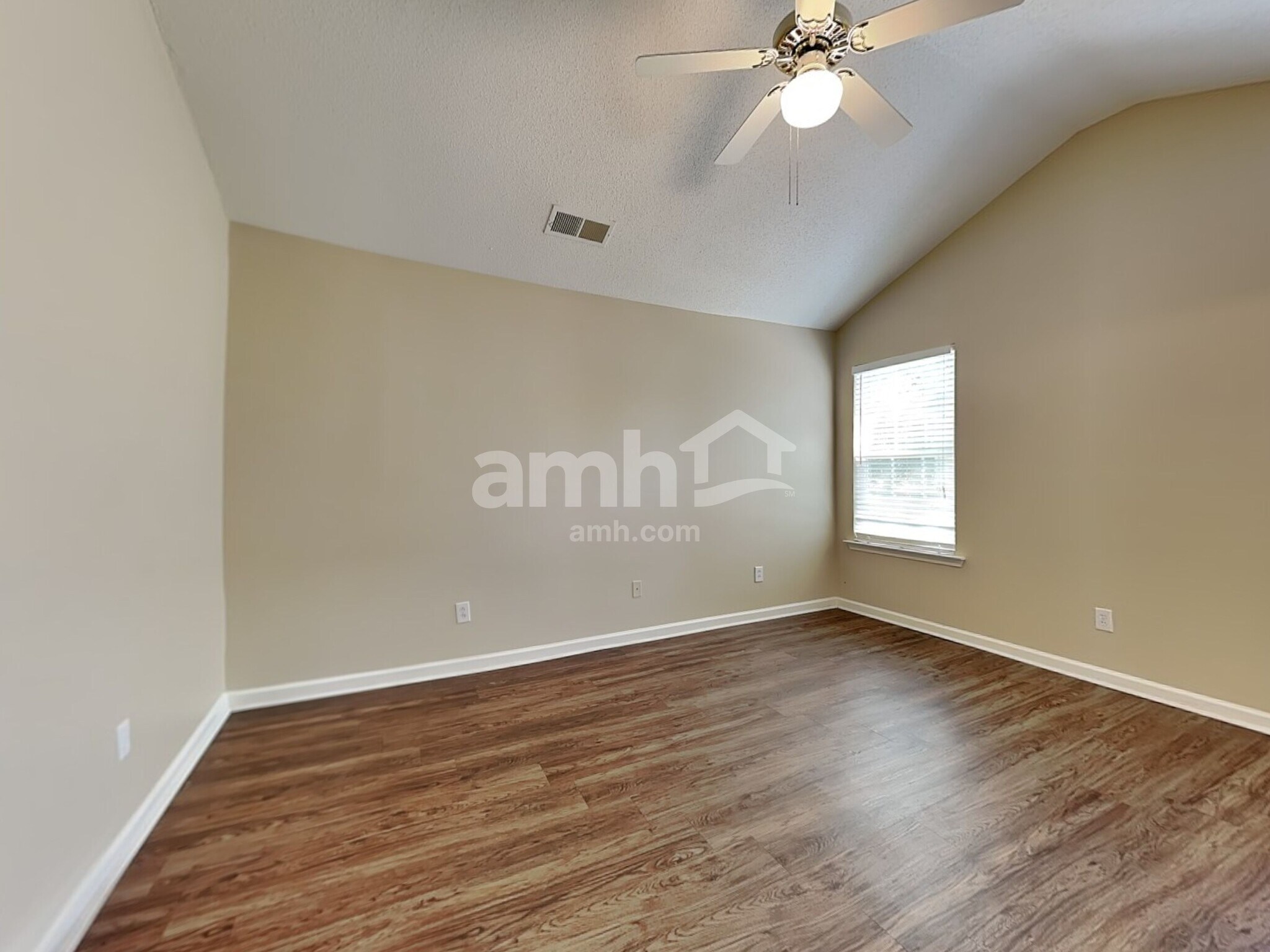 Building Photo - 101 Cobb Hall Ct