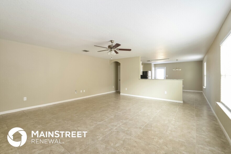 Building Photo - 11415 Coral Canyon