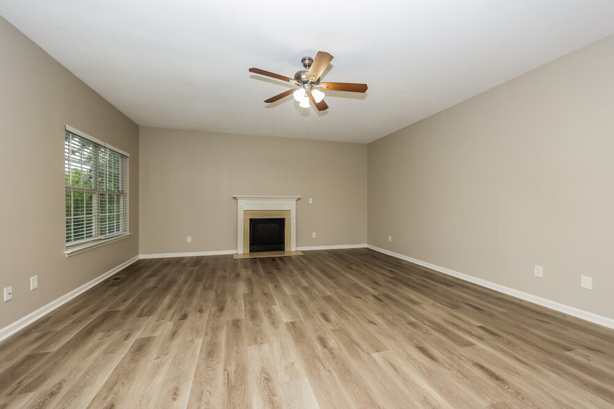 Building Photo - 3817 Asheford Trace