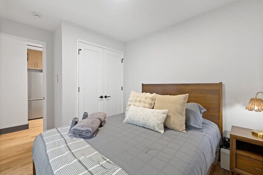 Building Photo - 115 Franklin St