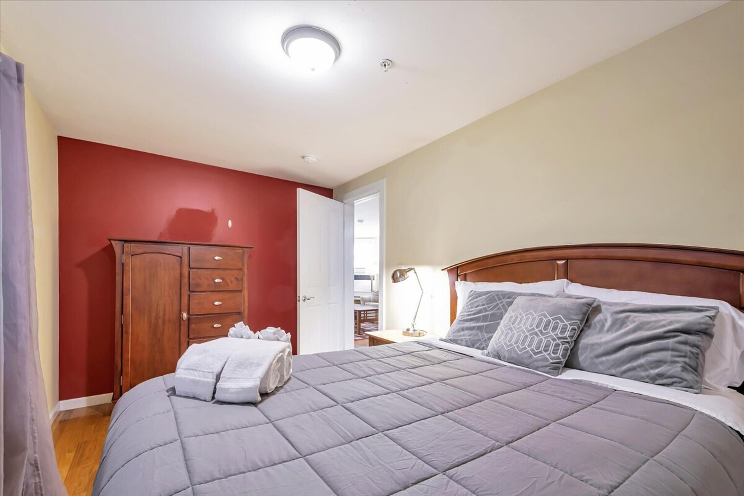 Building Photo - 2070 Pacific Ave