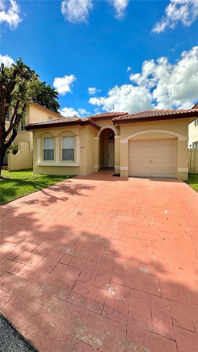 Primary Photo - 4316 NW 113th Ct