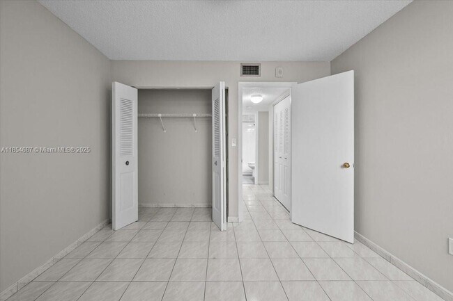 Building Photo - 9440 W Flagler St