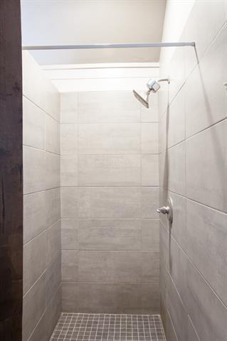 Building Photo - 1510 Syracuse Dr