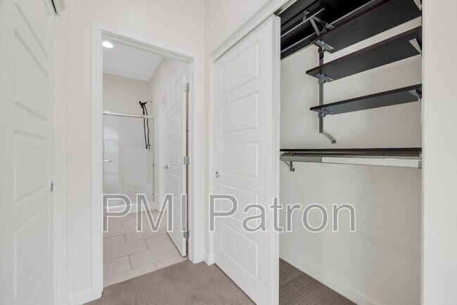 Building Photo - 11231 Hidden Peak Ave